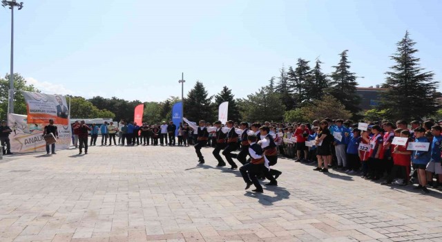 Erzincanda Anadolu Yıldızlar Ligi Oryantiring Türkiye Şampiyonası başladı