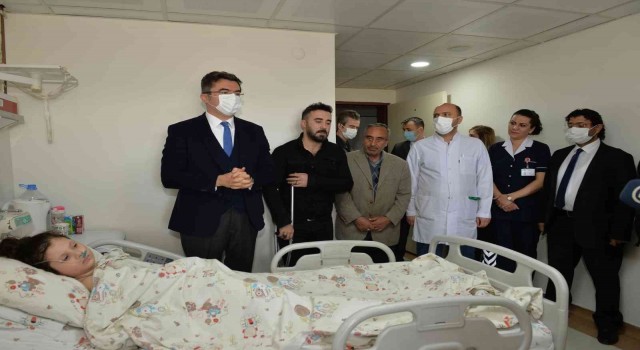 Erzurum Valisi Memiş, Minik Cereni ziyaret etti