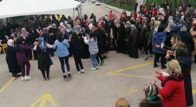 Erzurumda Anneler Günü Bahar Şenliği programı düzenlendi