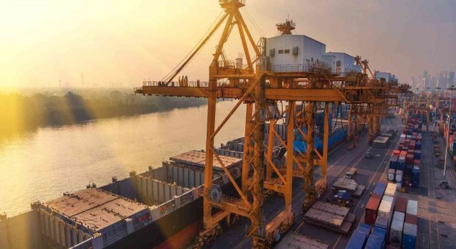 Erzurumdan 3 ayda 15.2 milyon dolarlık dış ticaret