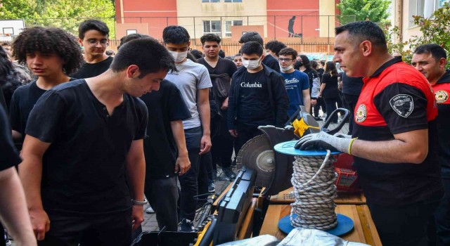 Esenyurtta okullarda deprem tatbikatı