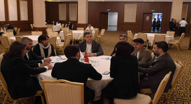 Esenyurtta ‘yeni normalde gençlerin güçlendirilmesi çalıştayı gerçekleşti
