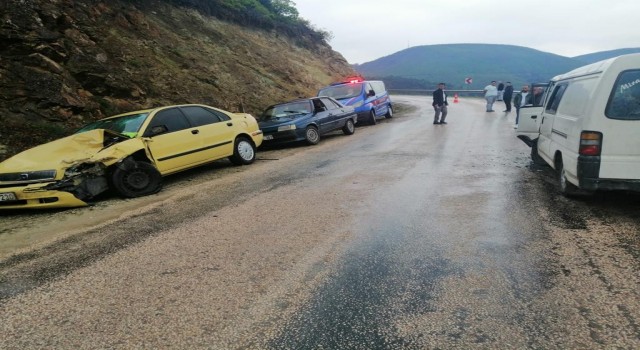 Eskişehirde trafik kazası: 2 yaralı