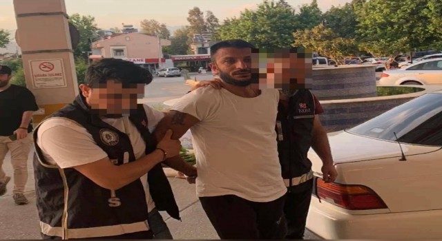 Fethiyede kesinleşmiş hapis cezası vardı, sahte kimlikle yakalandı