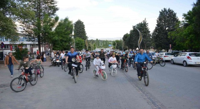 Gedizde “Sağlık için bir pedalda sen çevir” etkinliği