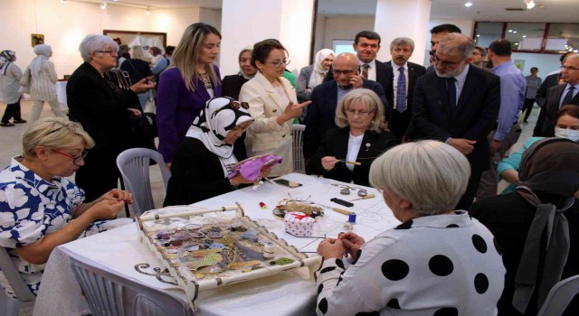 Geleneksel Çerkes El Sanatları Sergisi açıldı