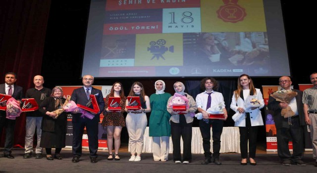 Gençler ‘Şehir ve Kadını kısa filmle anlattı