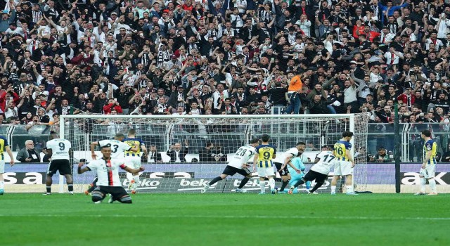 Ghezzal topu kaptı, penaltıyı attı