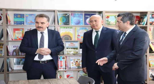 Göbelezoğlu Ortaokulunda kütüphane açılışı gerçekleştirildi