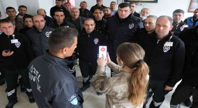Güvenlik görevlilerine KAAN uygulaması anlatıldı