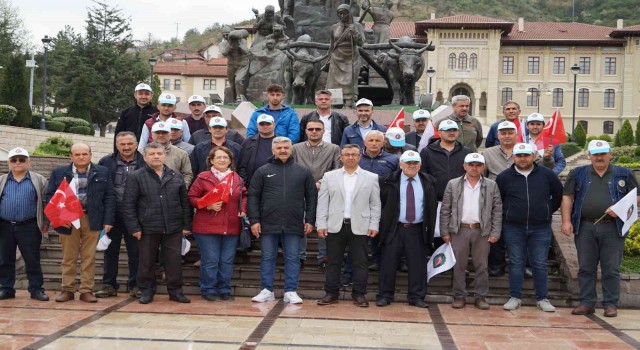 HAK-İŞ Konfederasyonu 1 Mayısta Kastamonuda bildiri okudu