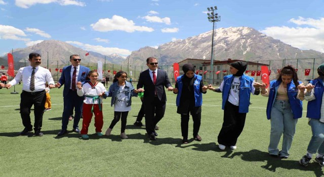 Hakkaride 19 Mayıs Atatürkü Anma, Gençlik ve Spor Bayramı coşkusu