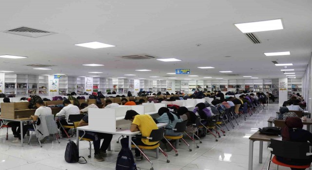 Haliliyede gençler geleceğe hazırlanıyor