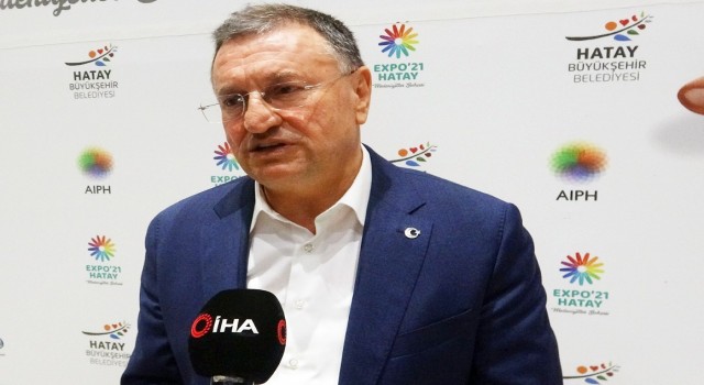 Hatayspor Onursal Başkanı Savaş: Türk bir teknik direktör ile görüşüyoruz