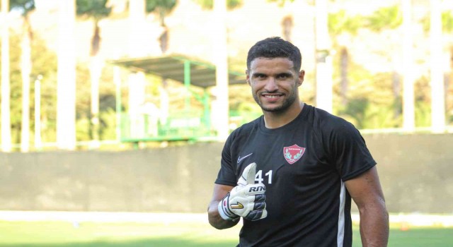 Hataysporda kaleci Munir ile yollar ayrıldı