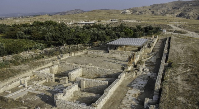 Hermolaosun meşhur evleri Tripoliste