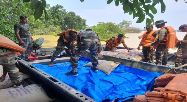 Hindistanın Assam eyaletindeki selde ölü sayısı 25e yükseldi