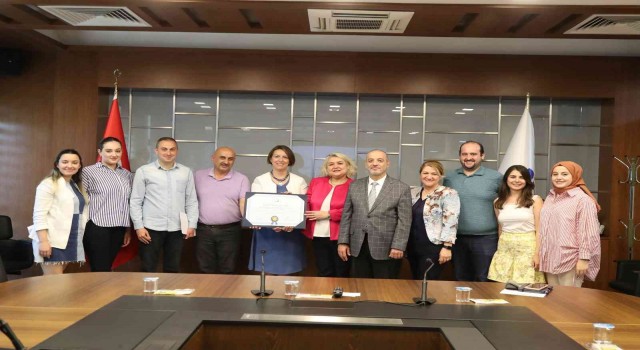 HKÜnün iki bölümü daha 5 yıl akredite edildi
