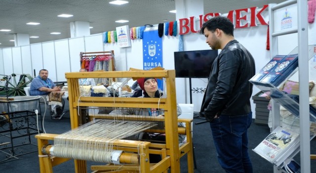 HOMETEXin gözdesi Bursa İpeği