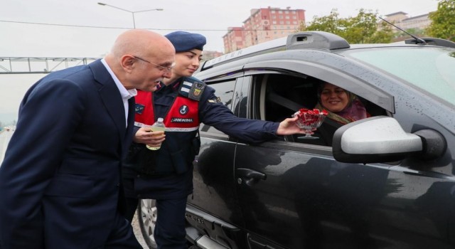 İçişleri Bakan Yardımcısı Erdil, Orduda trafik denetimi yaptı