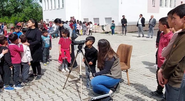 Iğdırda Dünya Göçmen Kuşlar Günü çerçevesinde eğitim düzenlendi