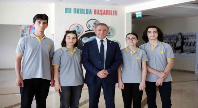 İhlas Koleji öğrencileri Boğaziçi MUN Advanced22 Konferansına katıldı