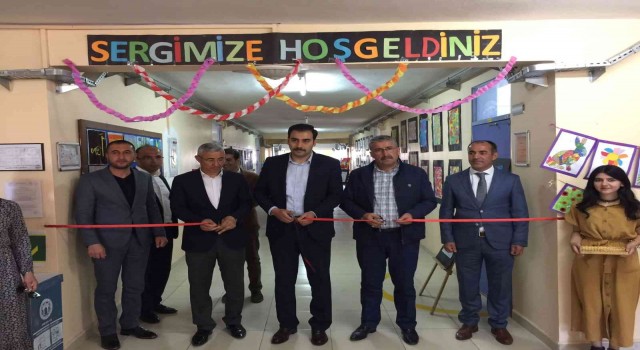 İhtiyaç sahibi öğrenciler yararına sergi