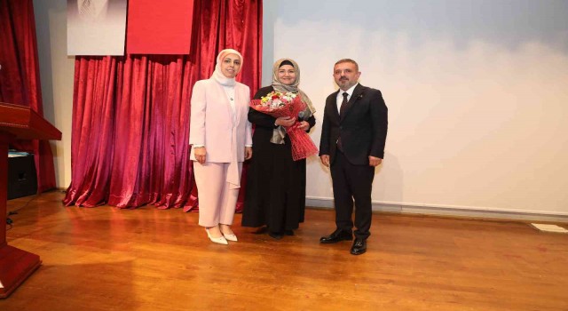 İkbal Gürpınar, Sincanlı kadınlarla buluştu