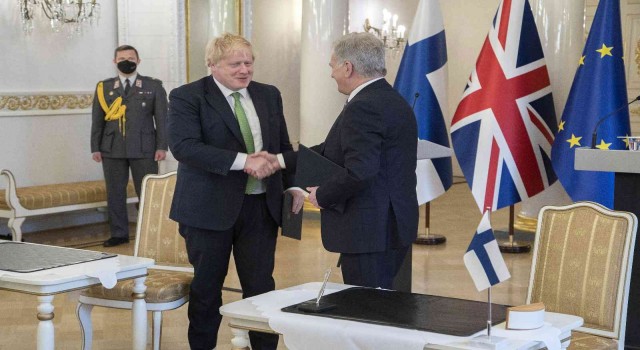 İngiltere Başbakanı Johnson: NATO kimse için tehdit oluşturmaz, amacı karşılıklı savunmadır”