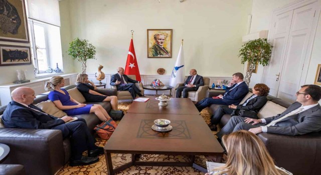 İngiltere Büyükelçisinden İzmir Büyükşehir Belediyesine ziyaret