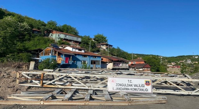 İnşaattan demir çalan şüpheli yakalandı