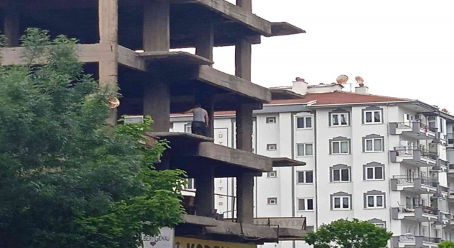 İntihara kalkışınca değil, görüntülenince rahatsız oldu