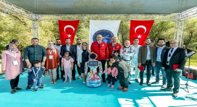 ‘İpekfest Bilim Şenliğine yoğun ilgi