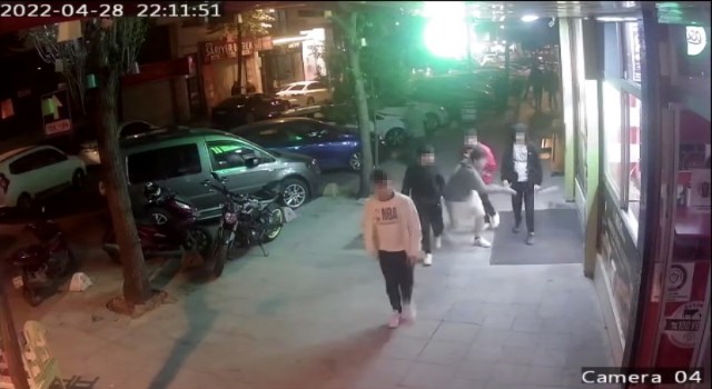 İstanbulda çiğköftecide dehşet anları: Çocukları darbedip bodruma kilitlediler