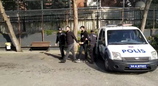 İstanbulda ikiz yeğenlerini öldüresiye döven amcaya ev hapsi