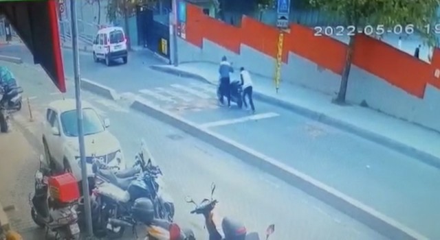 İstanbulda parçalanan motosikleti sahibi hurdasından tanıyınca hırsızlar yakalandı