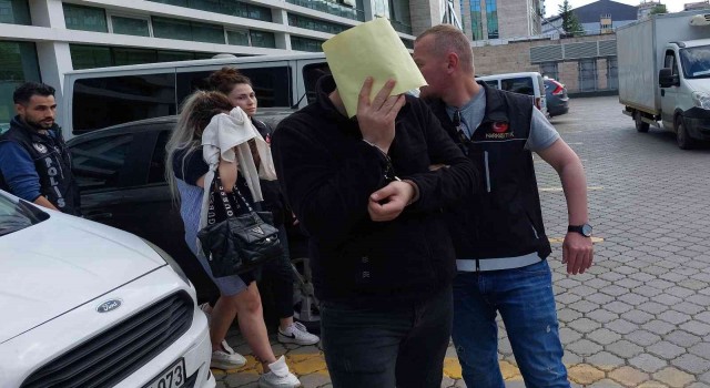 İstanbuldan Samsuna uyuşturucu getiren 2 kişi tutuklandı