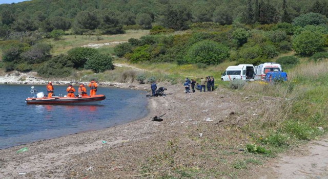 İzmirde denizde dalgıç kıyafetli ceset bulundu