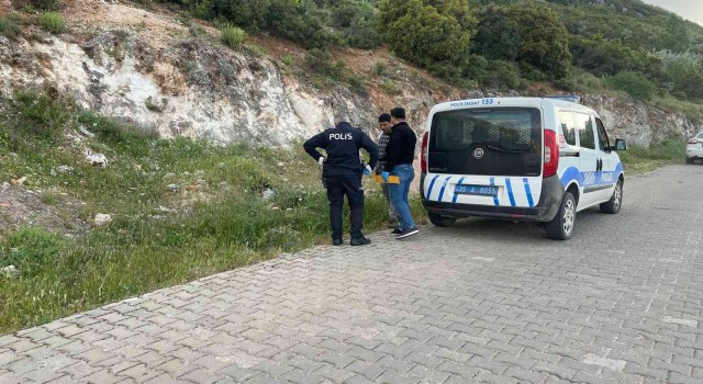 İzmirde pompalı tüfekli komşu kavgası: 1 yaralı