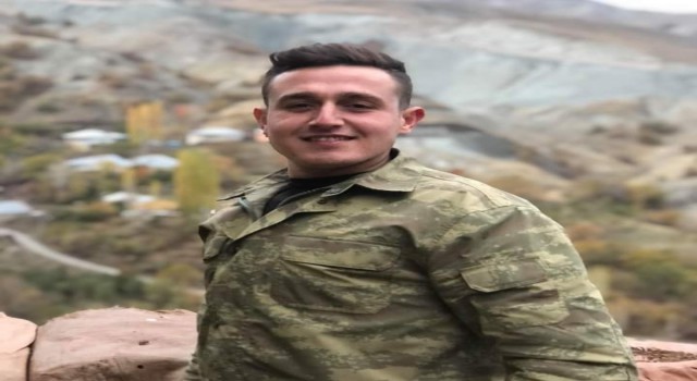 İzmirde silahlı kavgada başından vurulan eski uzman çavuş hayatını kaybetti