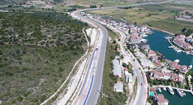 İzmirde turistik ilçelerin altyapısı yaza hazırlanıyor