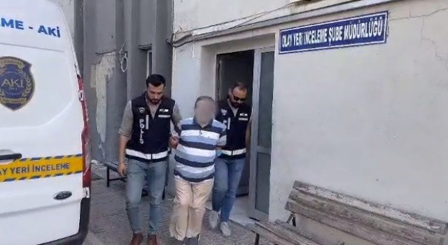 İzmirdeki FETÖ operasyonunda 5 tutuklama