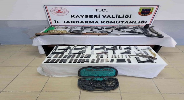 Jandarmadan ruhsatsız silah imal edilen eve operasyon