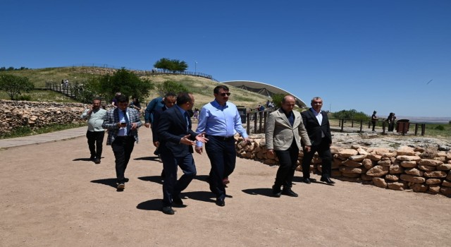 Jet vali üç günde Şanlıurfayı fethetti