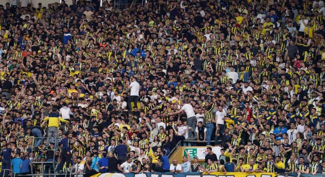 Kadıköyde tribünler kapalı gişe