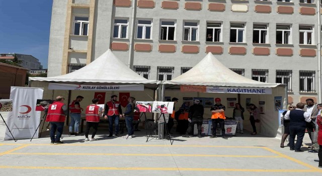 Kağıthanede “Meslek Liseleri Tanıtımı ve Mesleki Eğitim Şöleni” açılışı yapıldı