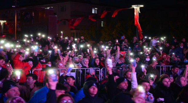 Kahramankazanda 19 Mayıs Mayıs Atatürkü Anma Gençlik ve Spor Bayramı coşkuyla kutlandı