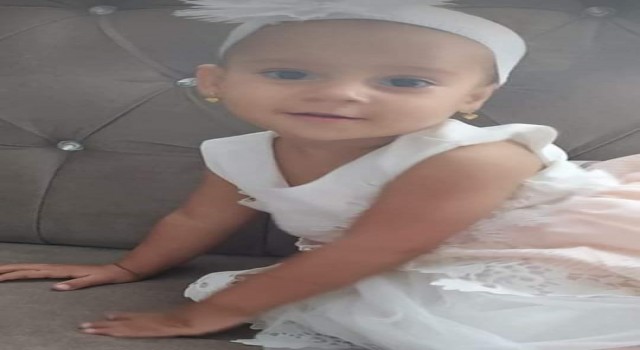 Kamyonetin altında kalan 2 yaşındaki çocuk hayatını kaybetti