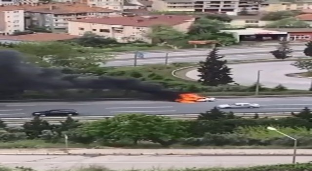 Kanser hastası eşini hastaneye götürüyordu, aracı alev topuna döndü