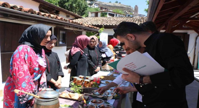 Karabük Lezzet Şenlikleri yemek yarışması ile devam etti